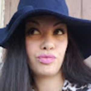 Meet your Posher, Evangelina